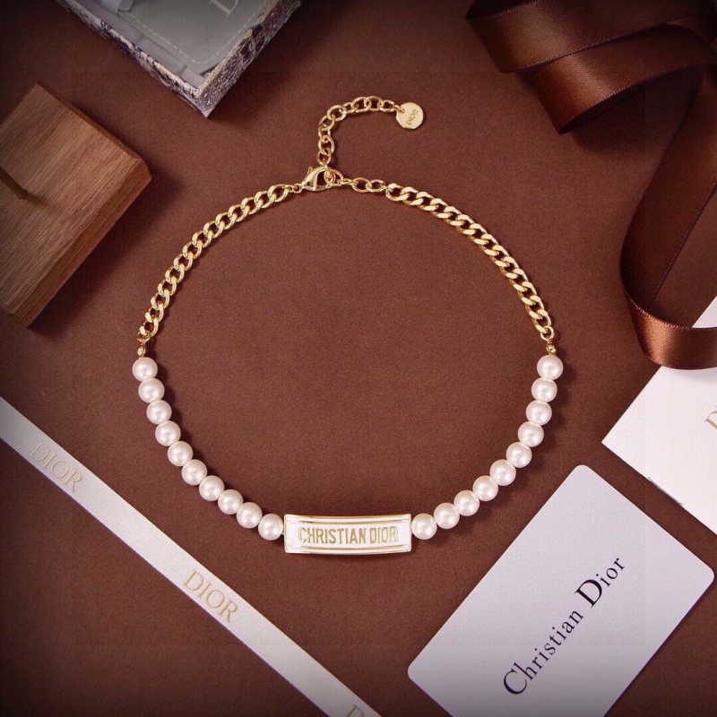 chr1st1an D10r necklaces